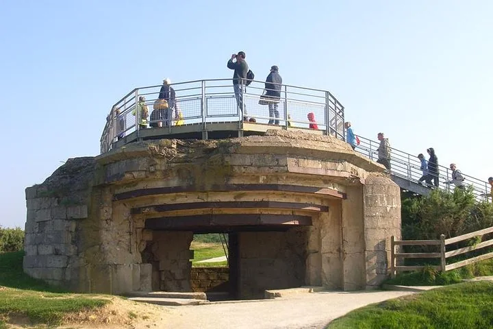 Omaha Beach, Pointe du Hoc & Cemetery Half Day